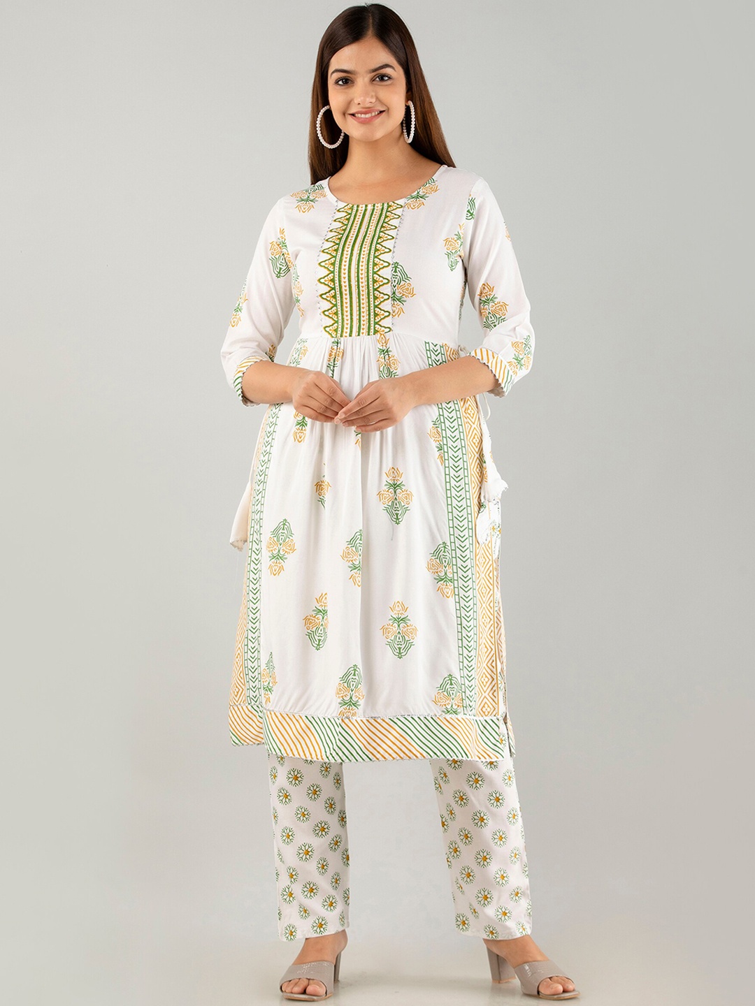 

OMASK Floral Printed Pleated Kurta With Trousers, White