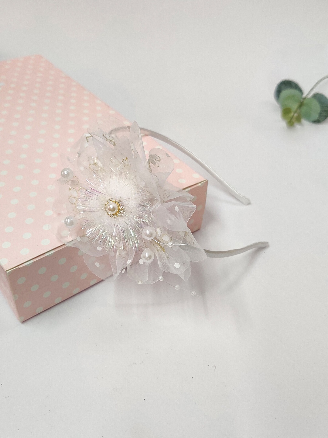 

The Magic Wand Girls Embellished Hairband, White