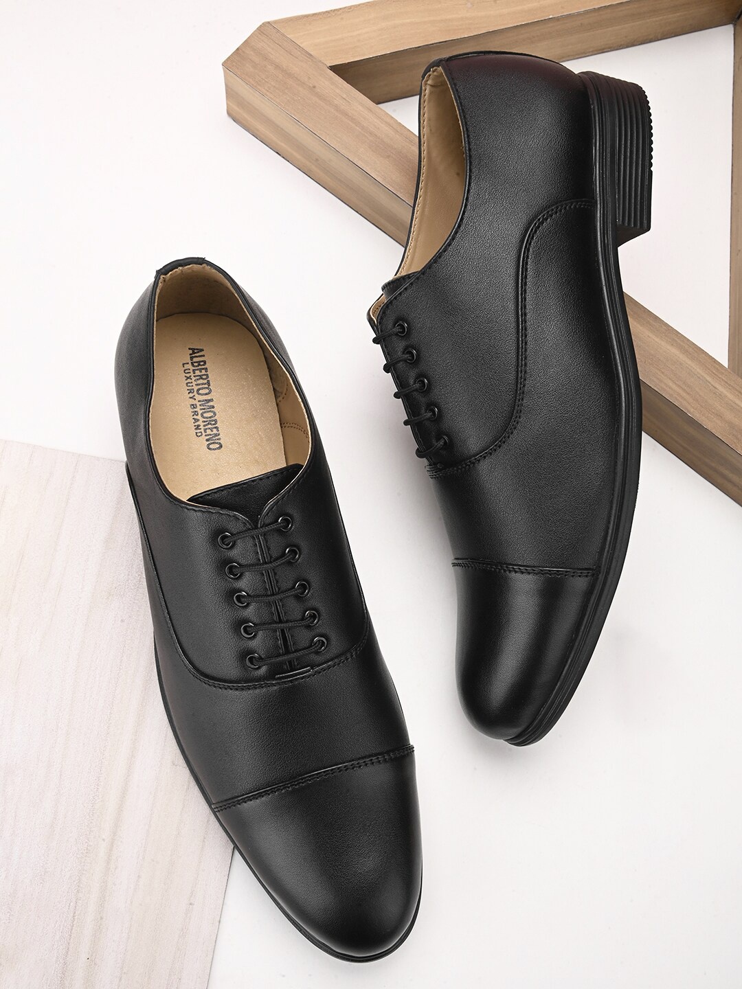

ALBERTO MORENO Men Textured Formal Oxfords, Black