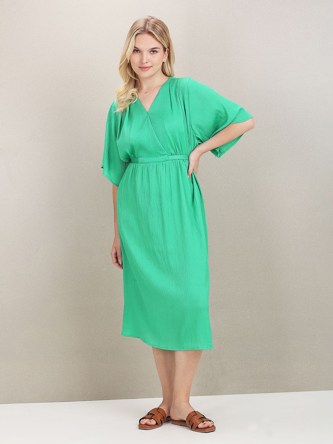 

U.S. Polo Assn. Women Textured V-Neck Midi Dress, Green