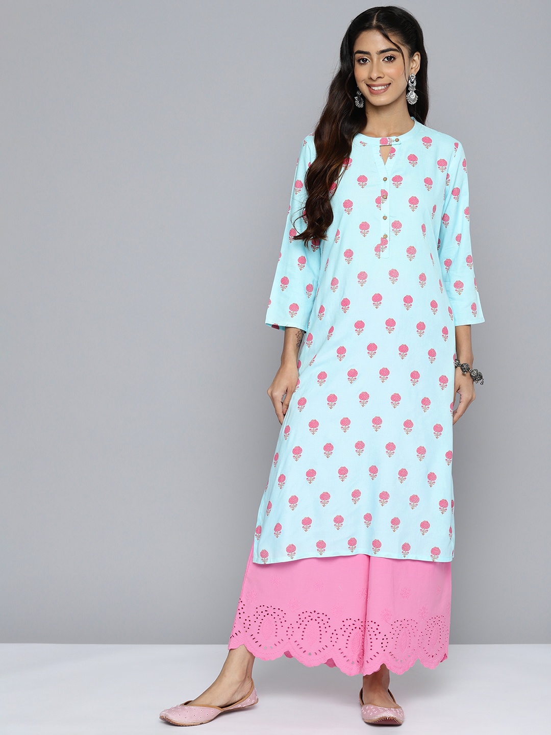 

HERE&NOW Women Blue & Red Floral Printed Kurta
