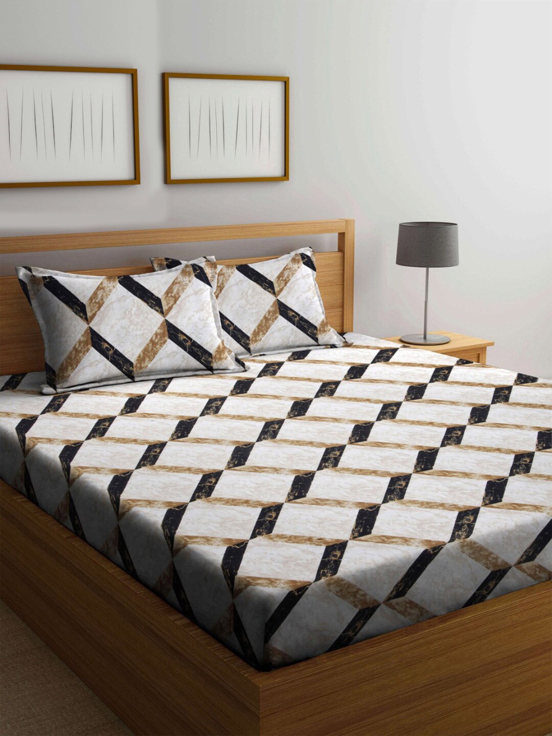 

FABINALIV White & Brown Geometric Printed 300 TC King Bedsheet & 2 Pillow Covers