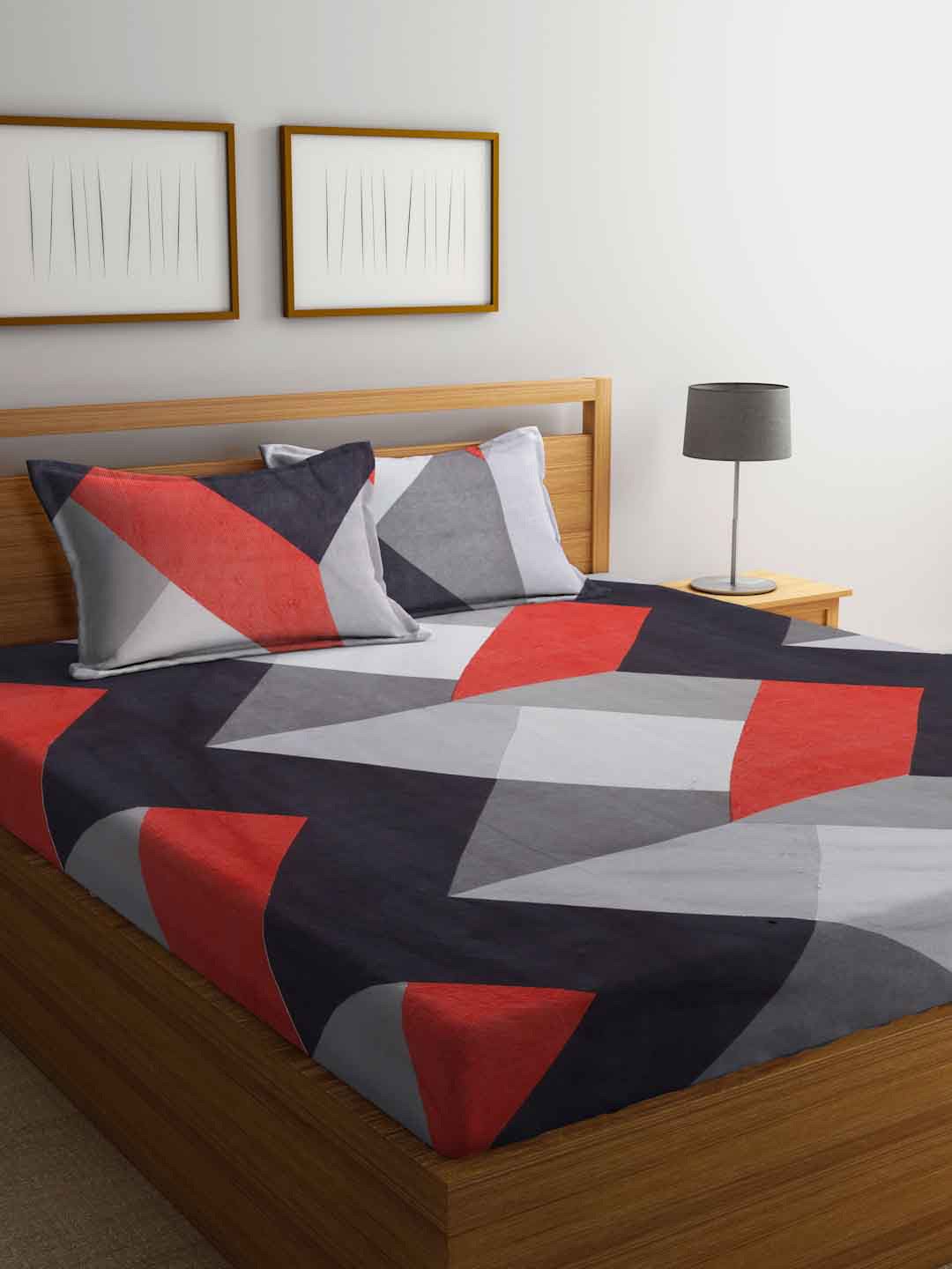 

FABINALIV Grey & Red Geometric 300 TC King Bedsheet With 2 Pillow Covers