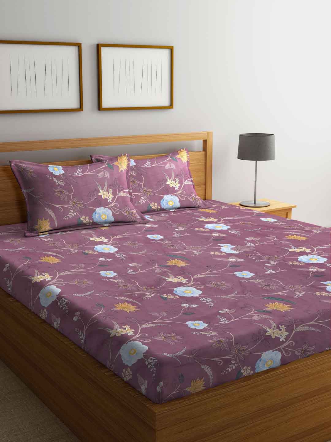 

FABINALIV Purple & White Floral 300 TC King Bedsheet With 2 Pillow Covers