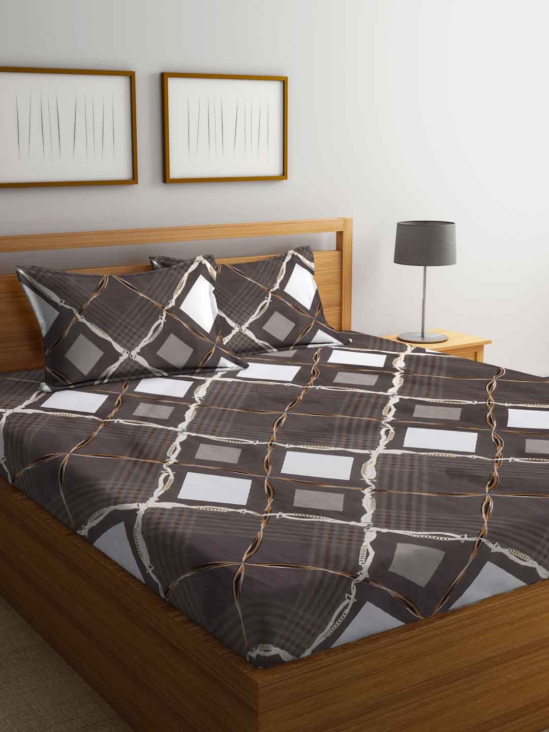 

FABINALIV Brown & White Geometric Printed 300 TC King Bedsheet & 2 Pillow Covers