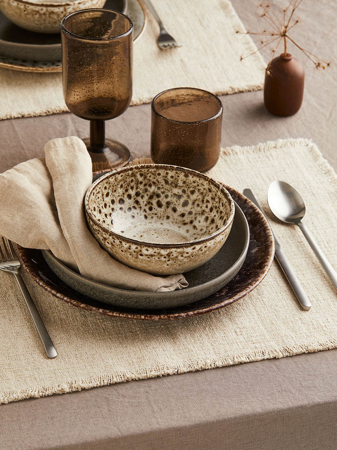

H&M Beige 2-Pack Fringed Place Mats