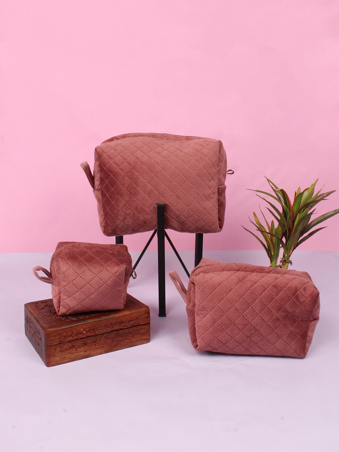 

STITCHNEST Set Of 3 Textured Velvet Pouches, Peach