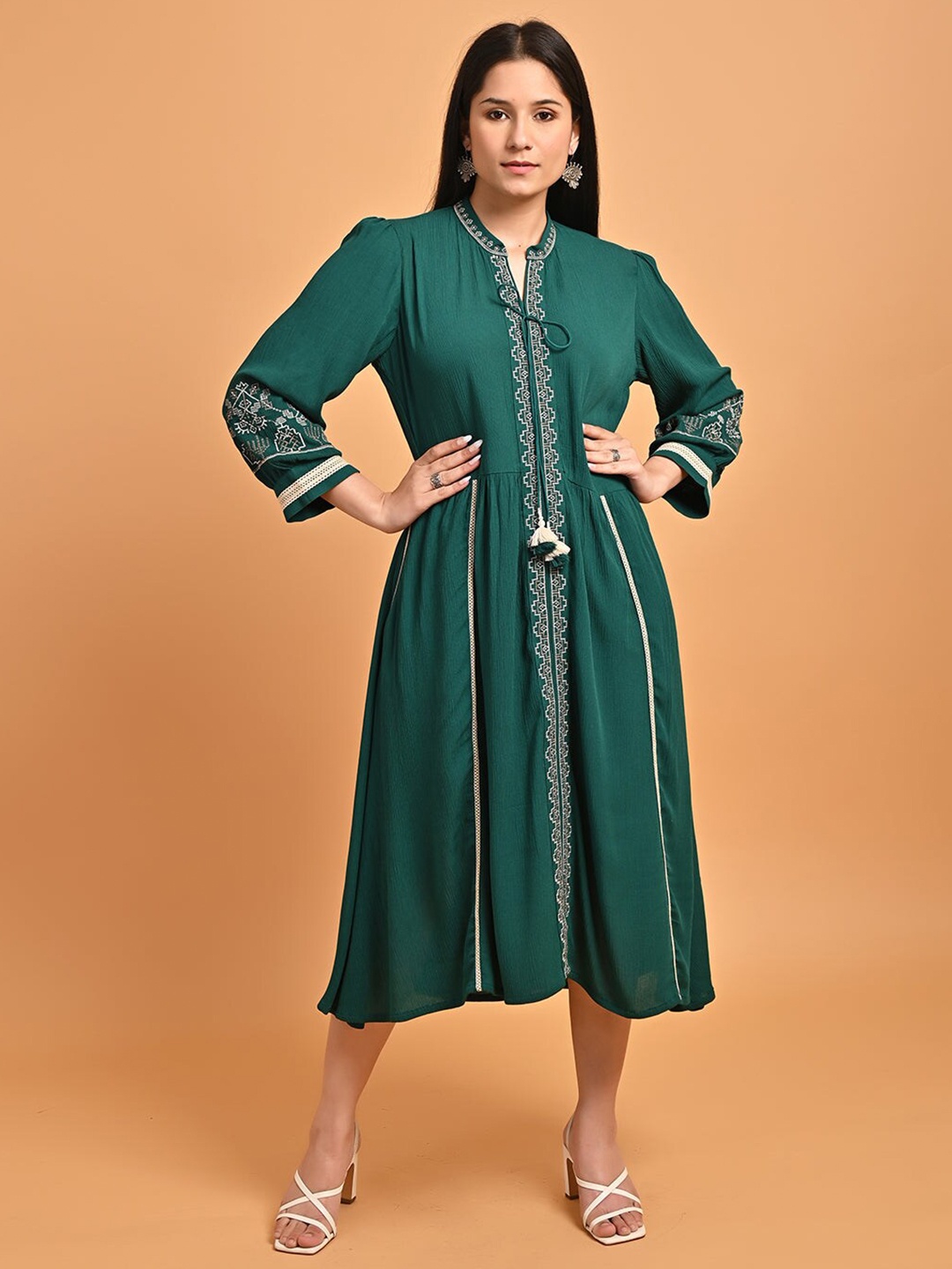 

Lakshita Tie-Up Neck Embroidered Fit & Flare Midi Ethnic Dress, Green