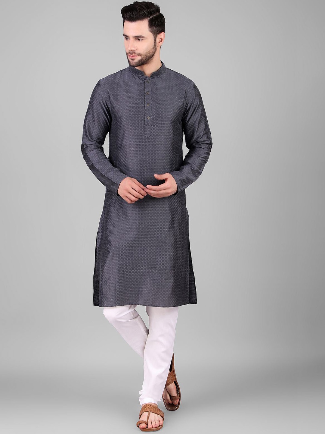 

Cult Indie Mandarin Collar Woven Design Kurta, Grey