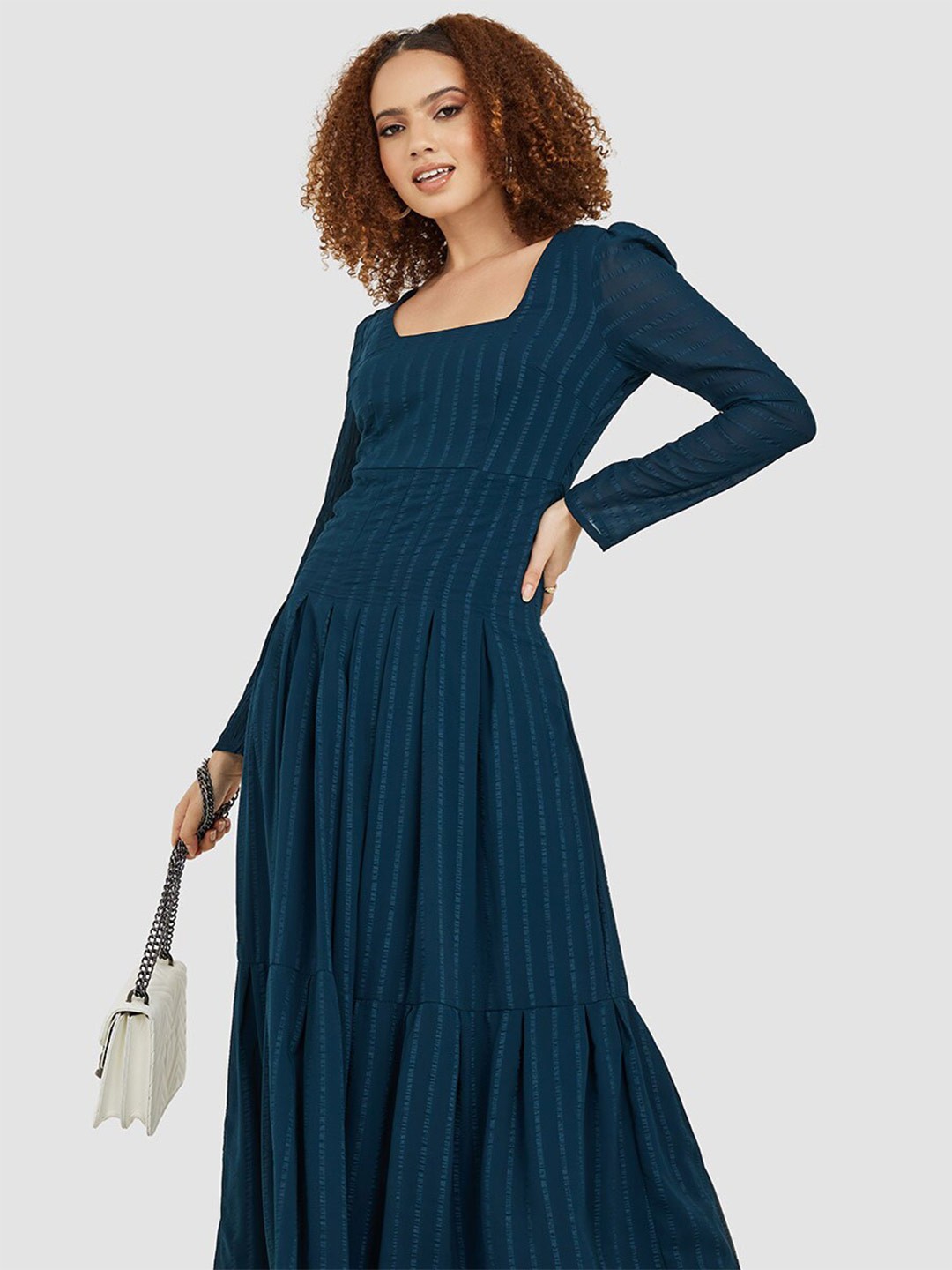 

Styli Long Sleeves Pleated Detail A-Line Maxi Dress, Blue