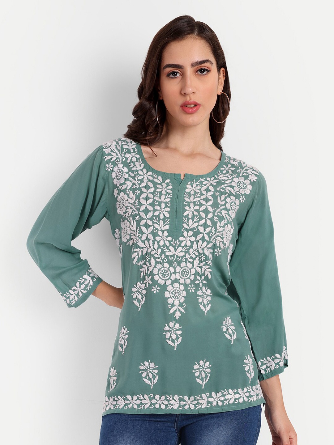 

Indiankala4u Floral Embroidered Chikankari Modal Chikankari Kurti, Green