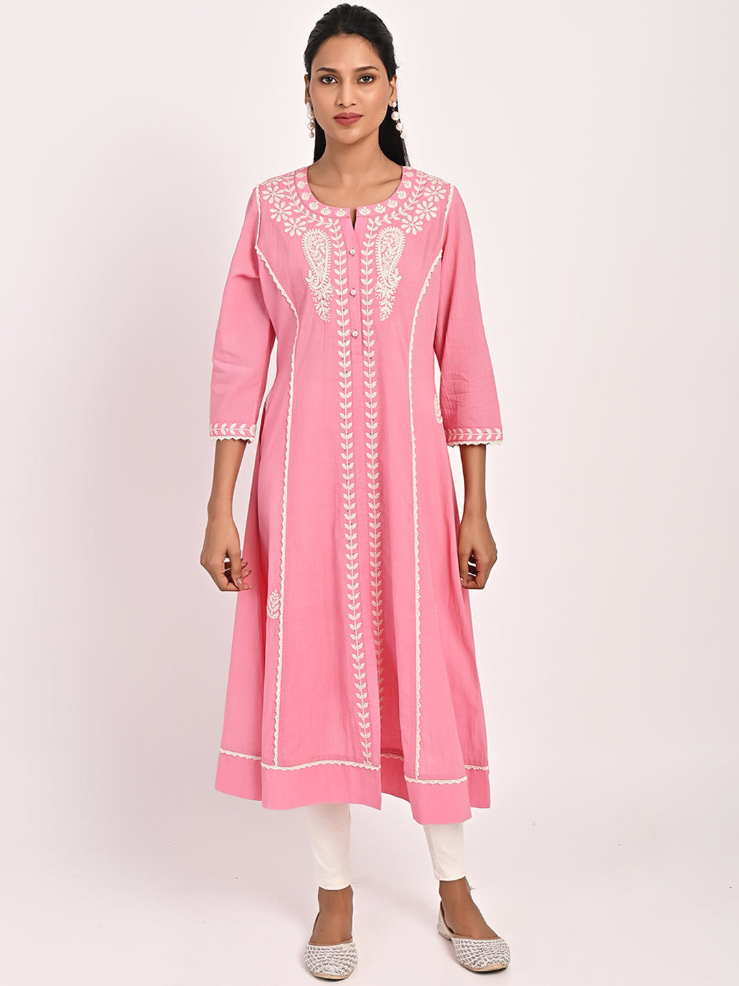 

Lakshita Ethnic Motifs Embroidered Sequinned Pure Cotton Kurta, Pink