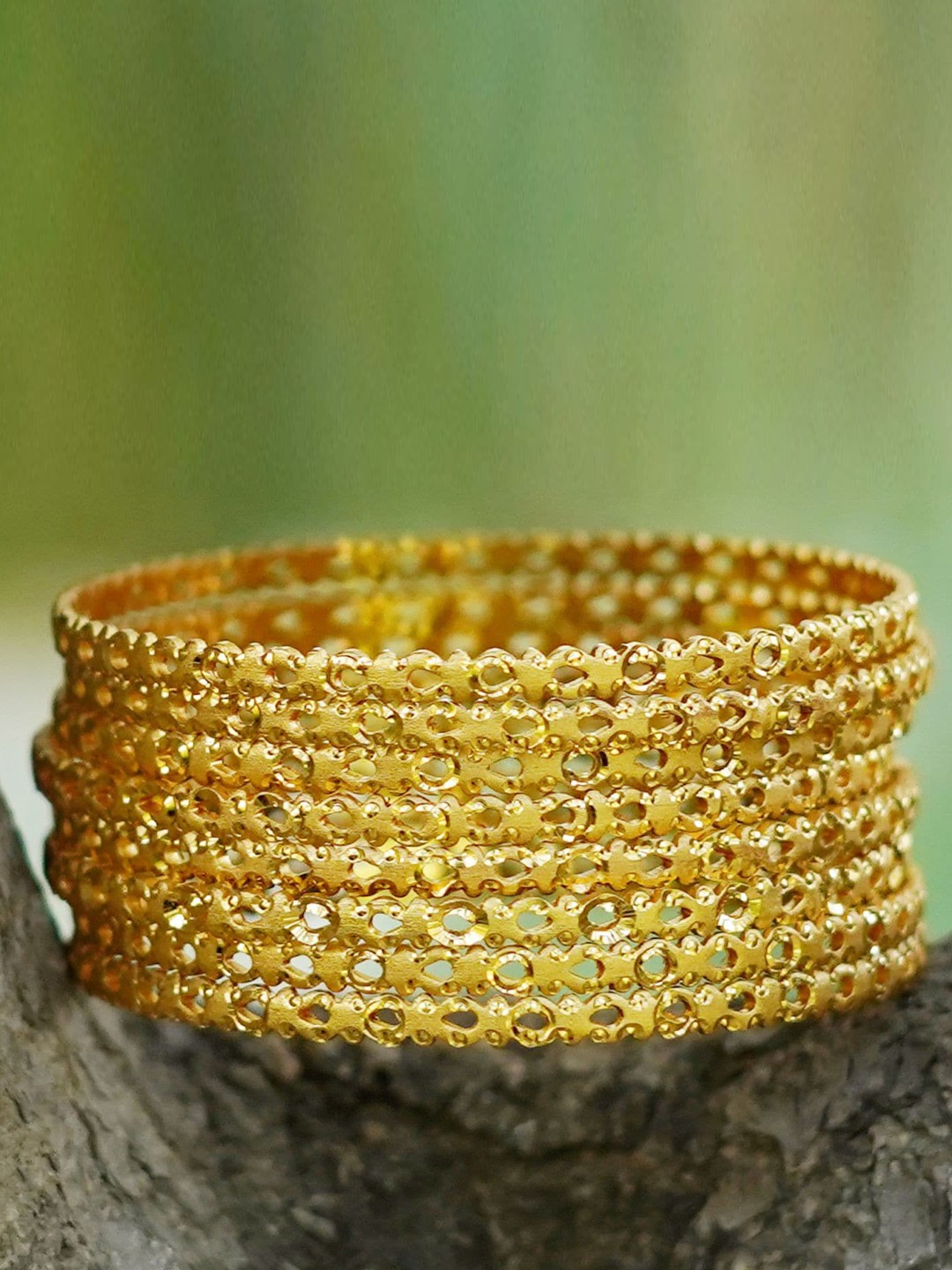 

MANSIYAORANGE Set Of 8 Gold-Plated Bangles