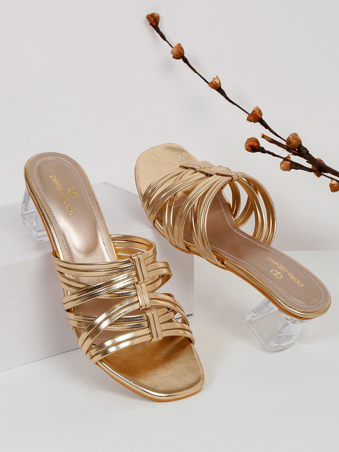 

pelle albero Textured Strappy Block Heels, Gold