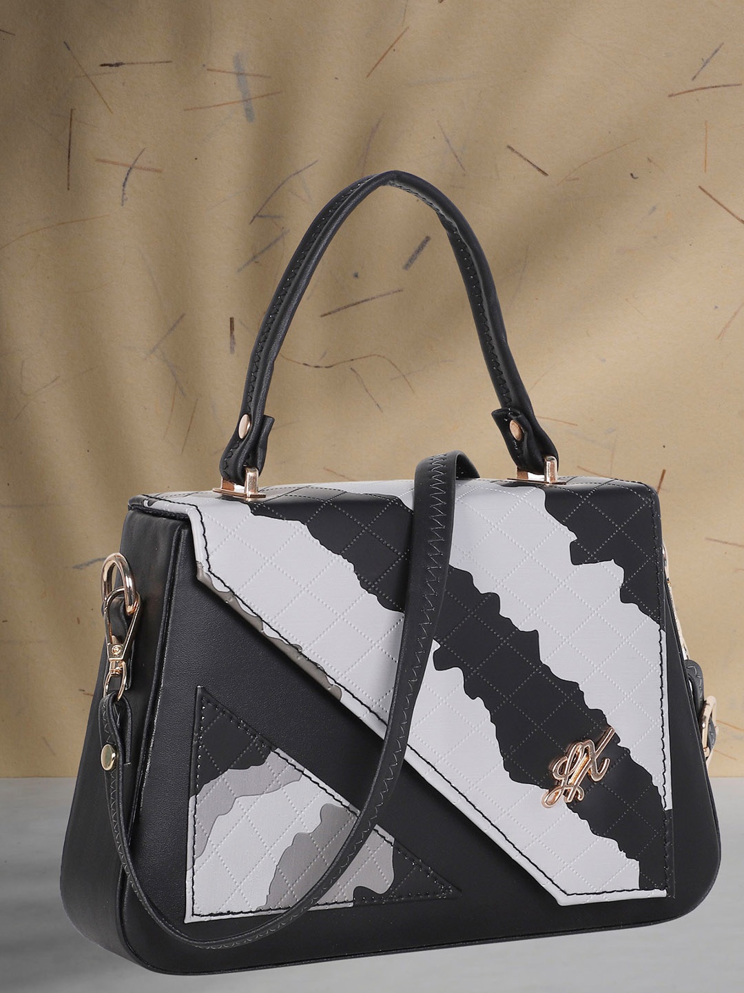 

LEKHX Structured Handheld Bag, Black