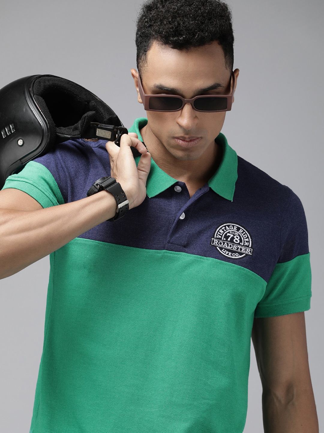 

Roadster Men Colourblocked Polo Collar T-shirt, Green