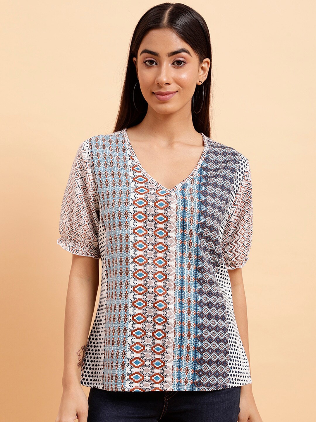 

MINT STREET Ethnic Motifs Printed V-Neck Top, White