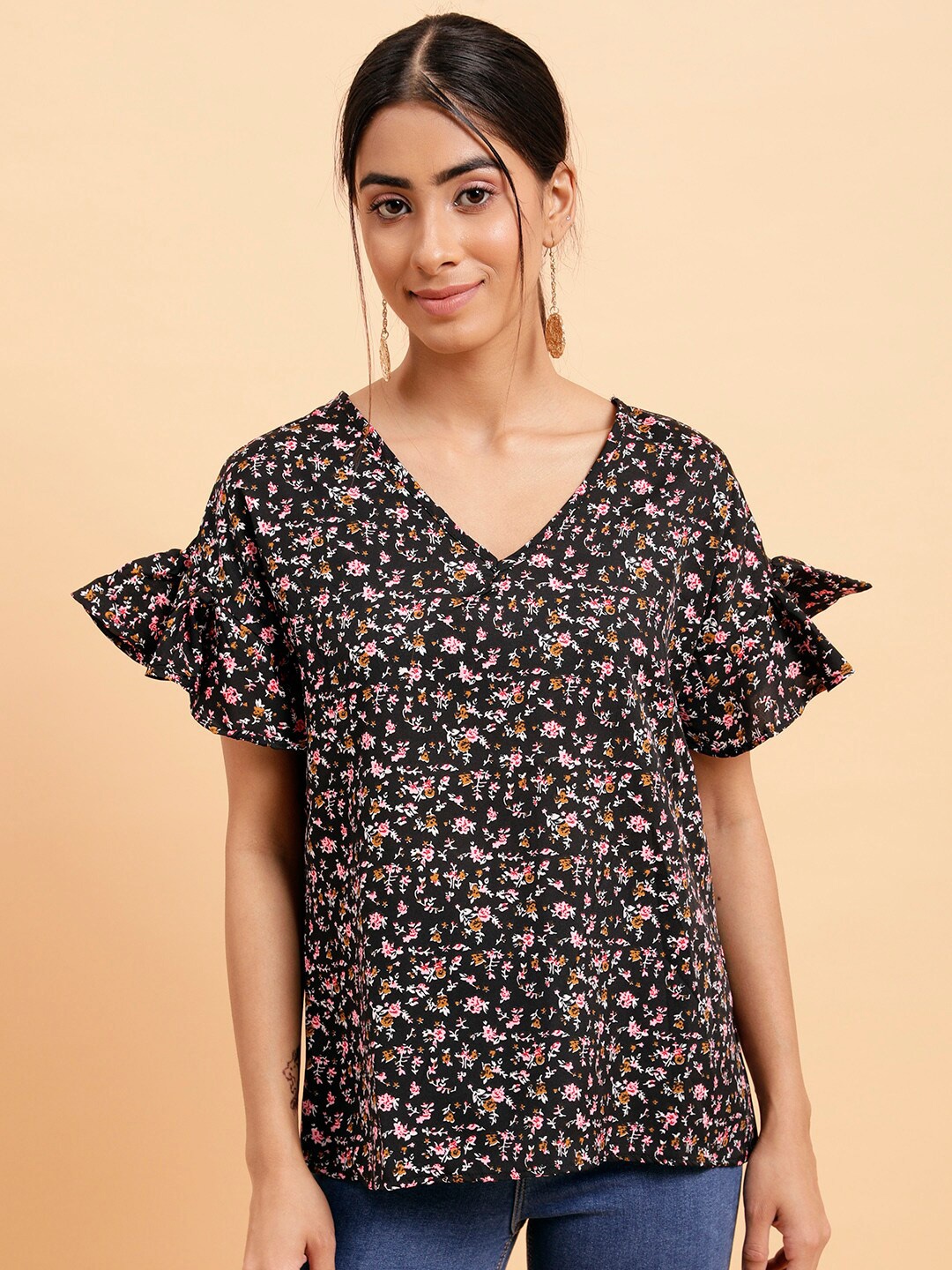

MINT STREET Floral Printed Bell Sleeves Crepe Top, Black