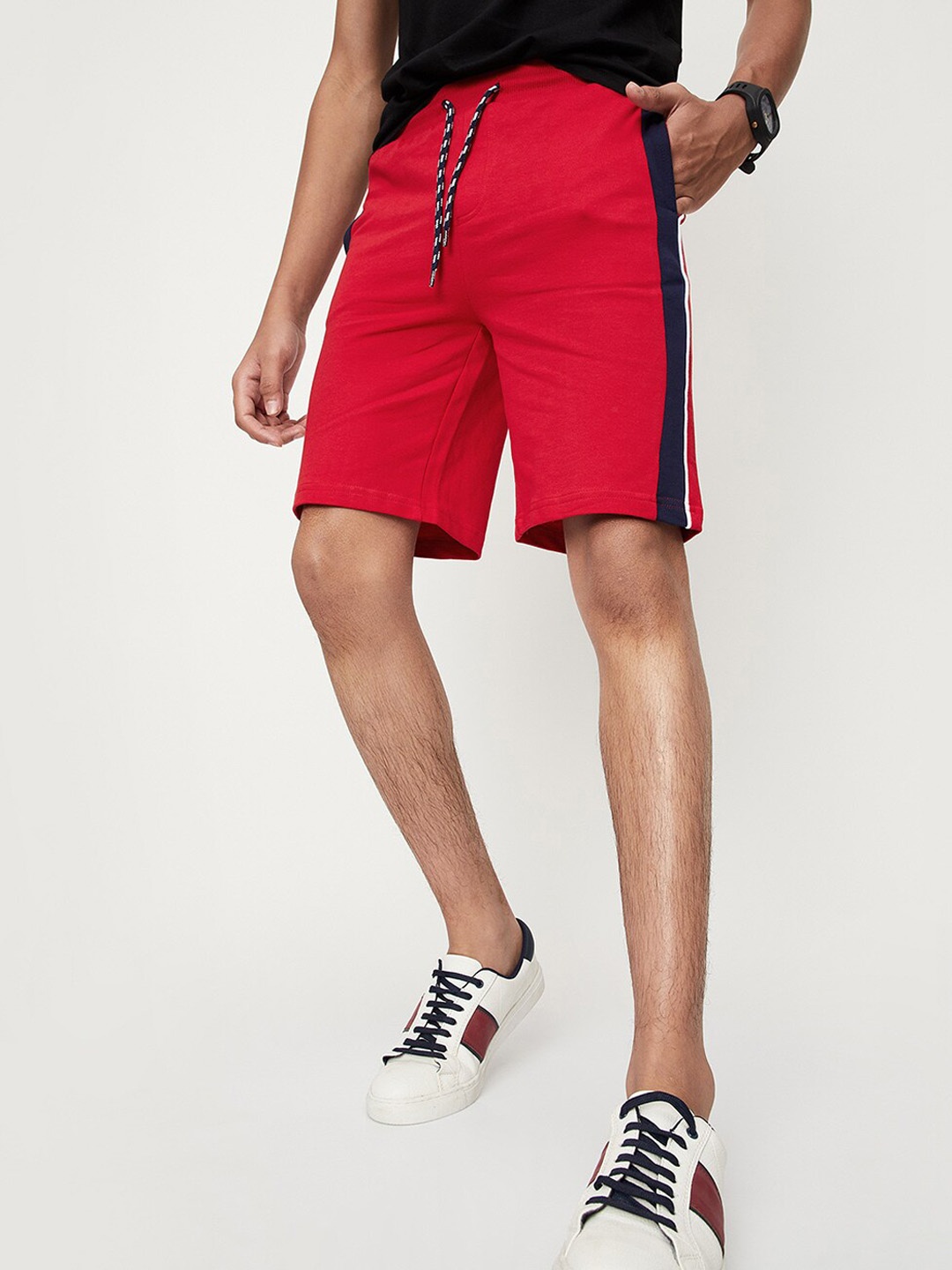 

max Boys Mid-Rise Pure Cotton Shorts, Red