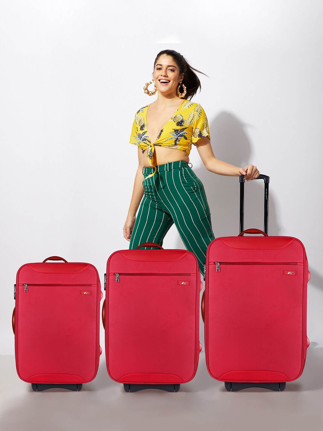 

fly Turbo Set Of 3 Soft-Sided 360-Degree Rotation Suitcase Trolley Bags, Red