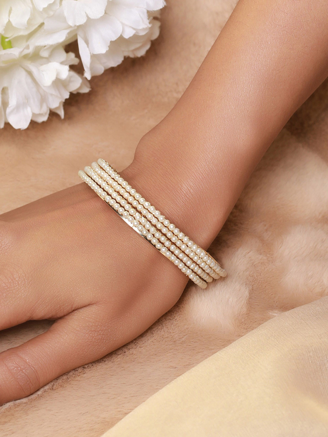 

Anouk Set Of 4 Gold-Plated Pearls Studded Bangles