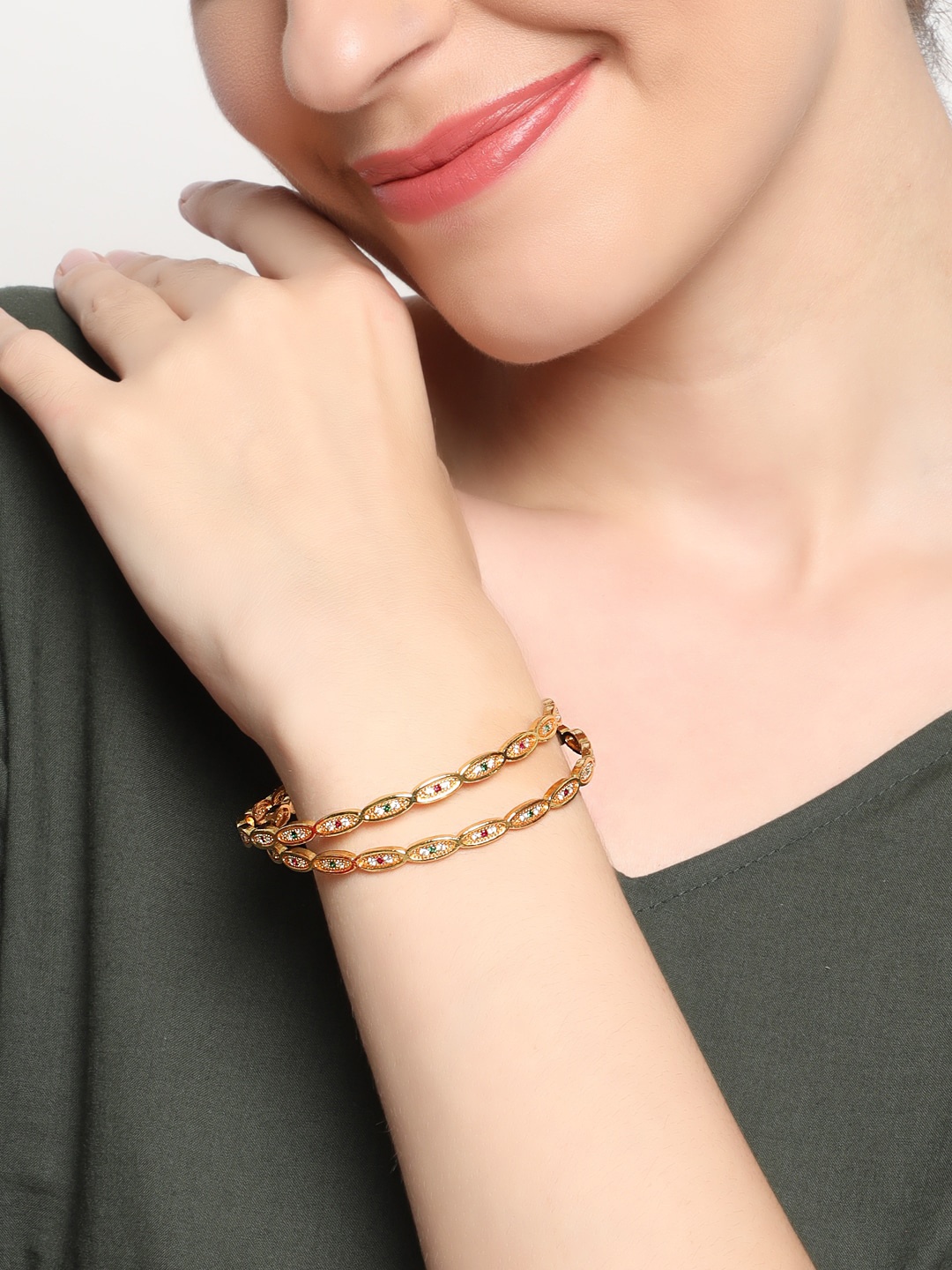 

Anouk Set Of 2 Gold-Plated Stone-Studded Bangles