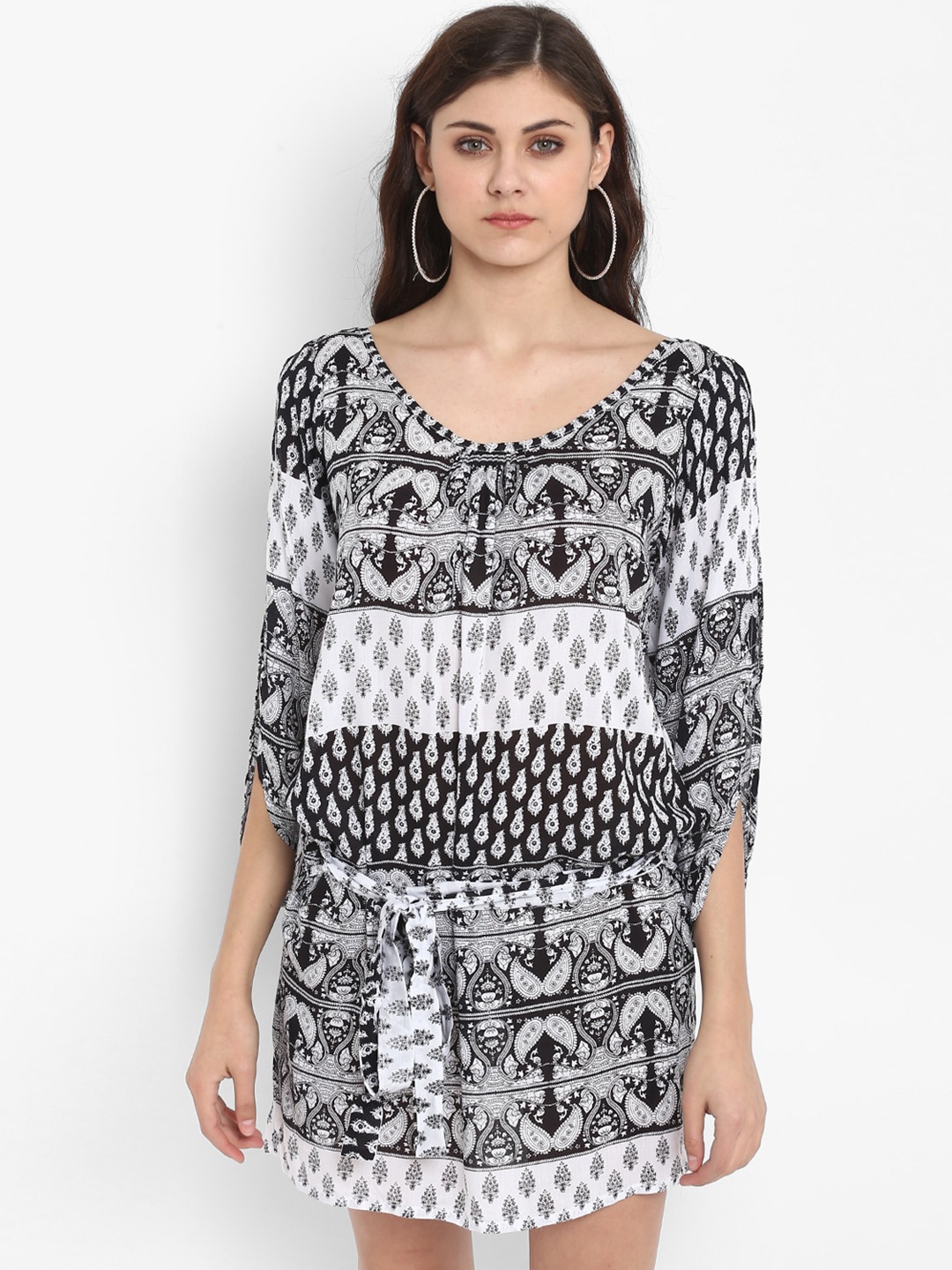 

Aditi Wasan Black & White Waist Tie up Dress