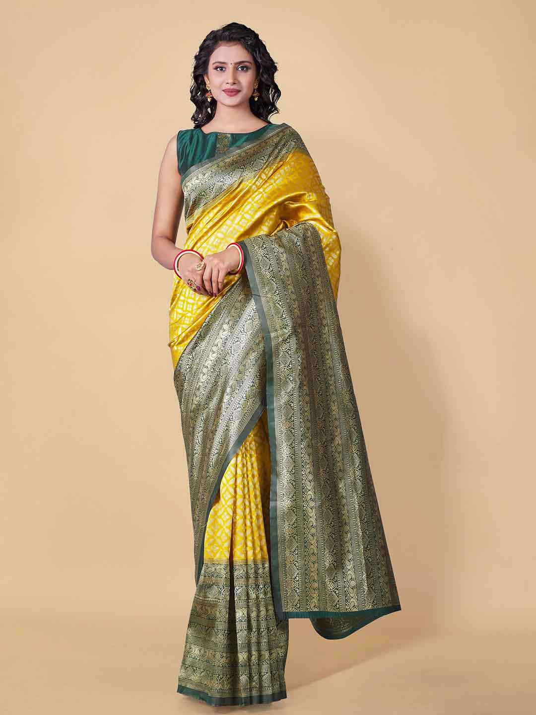 

Fashion Booms Ethnic Motif Woven Design Zari Pure Silk Kanjeevaram Saree, Green