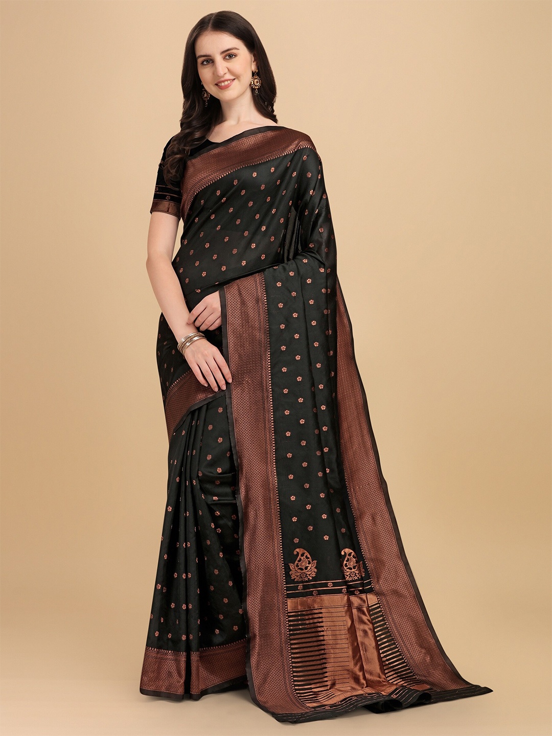 

Fashion Booms Floral Woven Design Zari Pure Silk Kanjeevaram Saree, Black