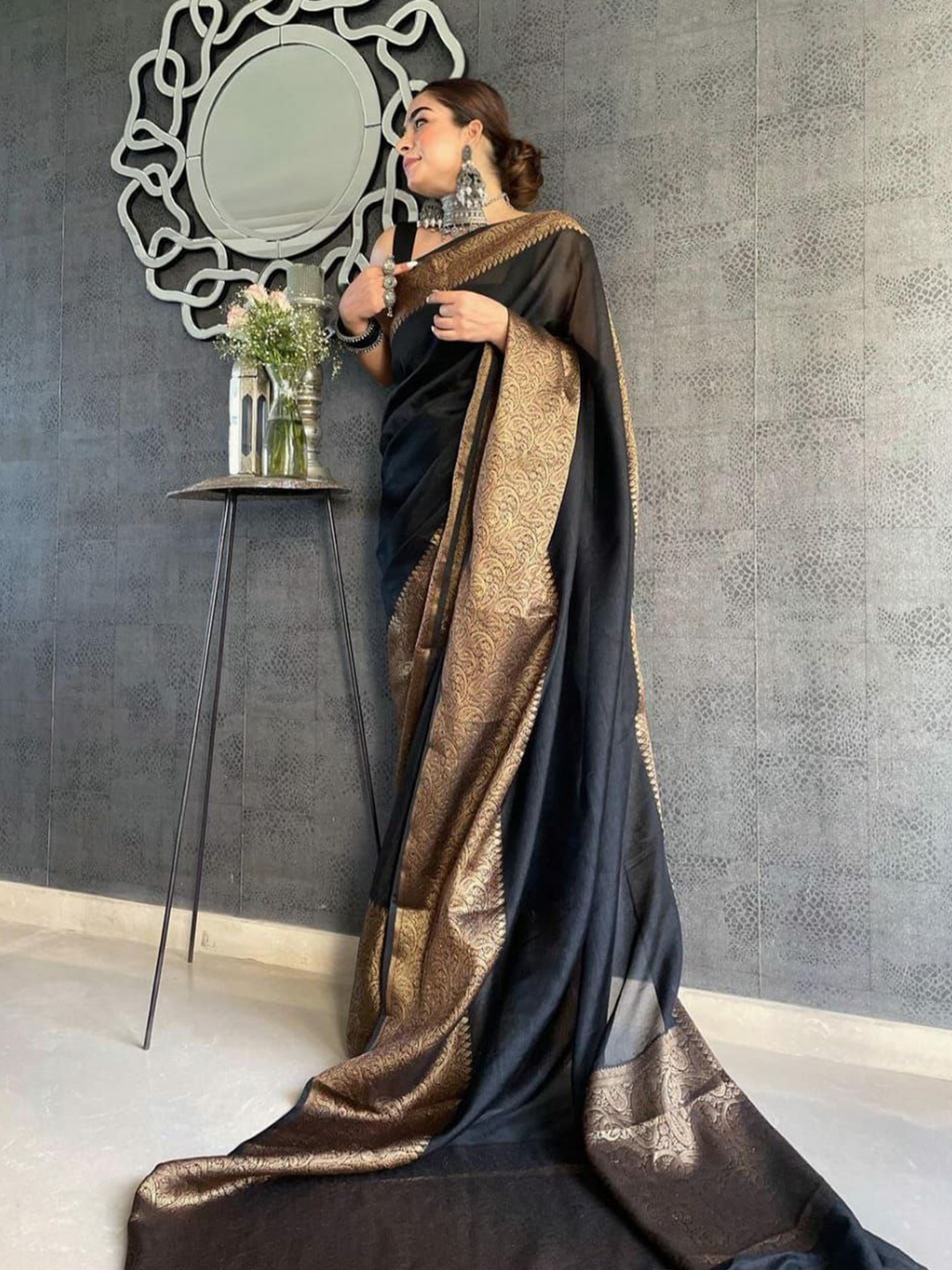 

Fashion Booms Paisley Woven Design Zari Pure Silk Banarasi Saree, Black