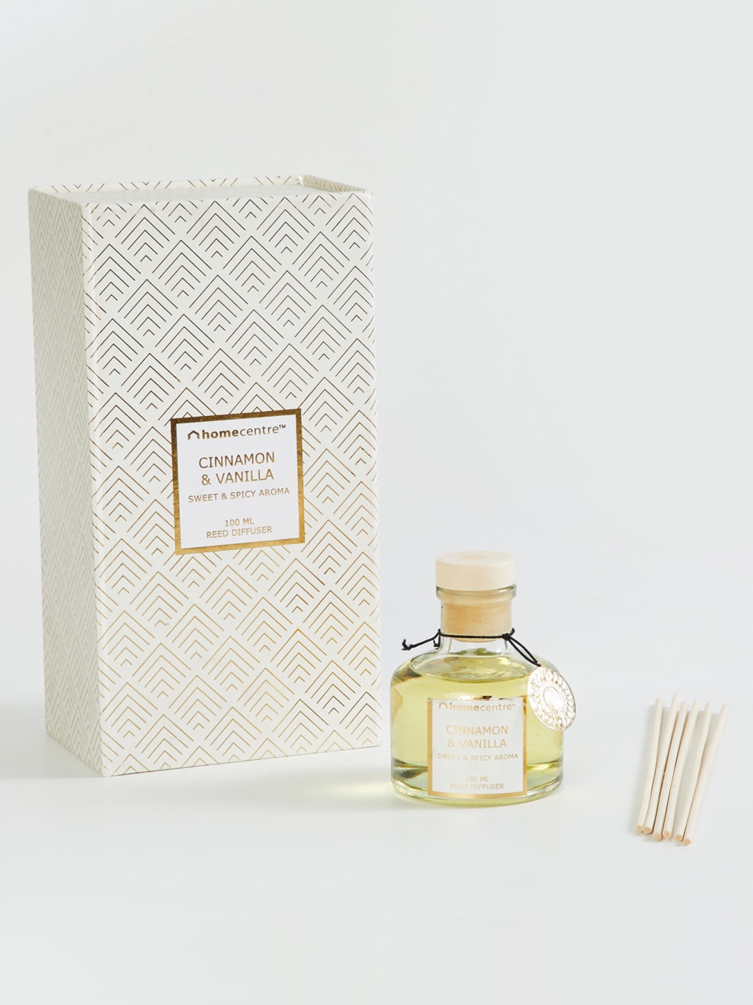 

Home Centre Transparent Cinnamon & Vanilla Reed Aroma Oil Diffuser 100 ml
