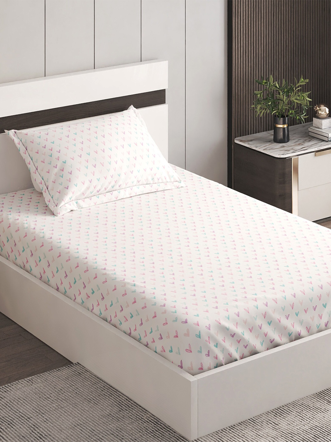 

Home Centre Slate White & Pink Geometric 150 TC Single Bedsheet with 1 Pillow Covers