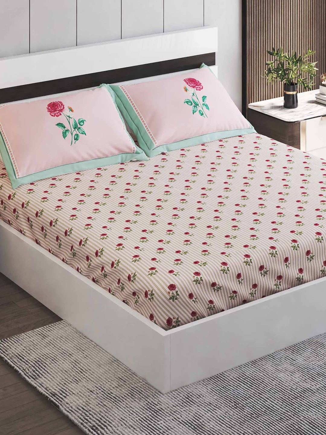 

Home Centre Medley Hoovu Pink & Green Floral 180 TC King Bedsheet with 2 Pillow Covers