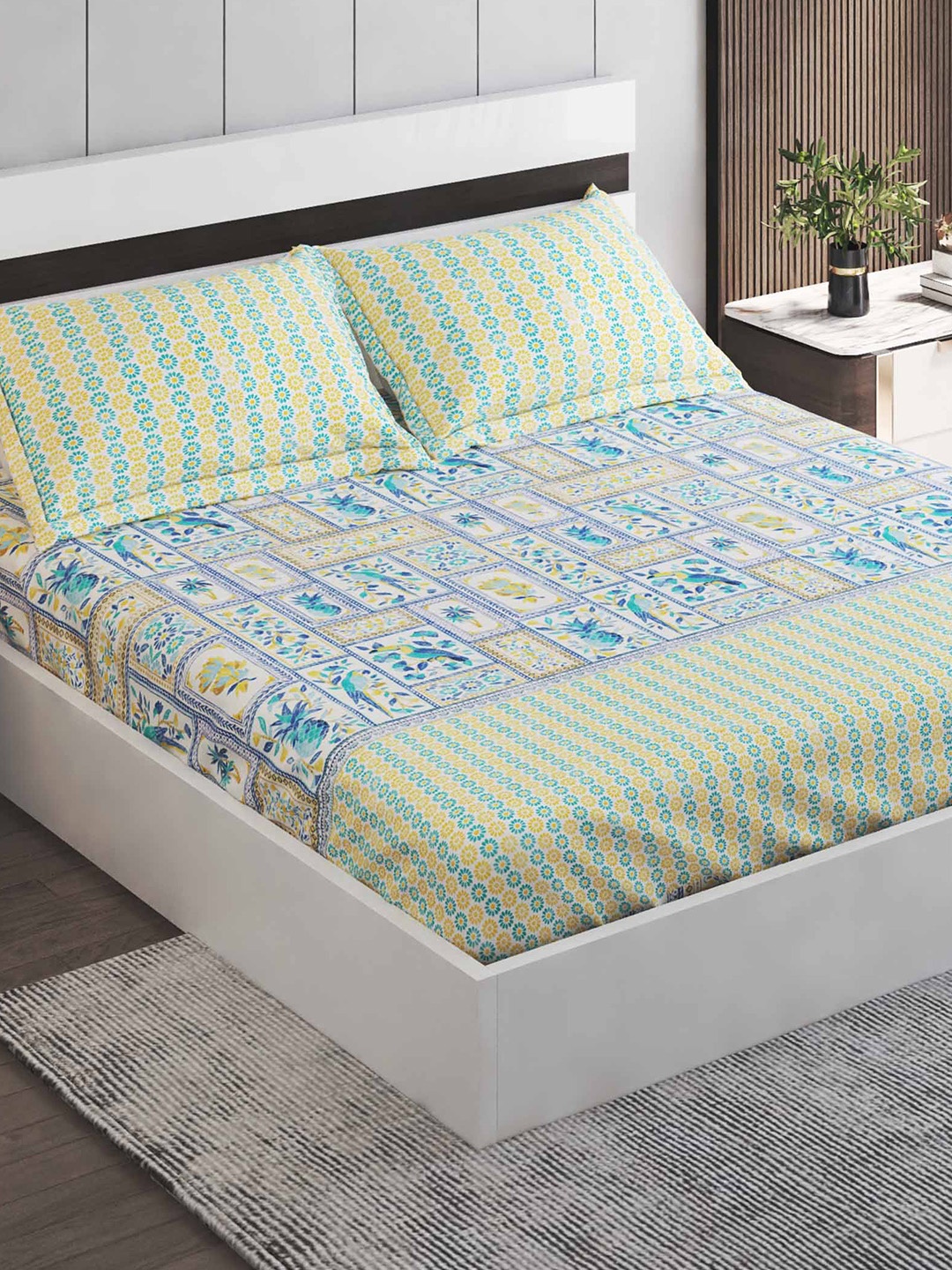 

Home Centre Medley Santorini Green 180 TC Cotton Fitted King Bedsheet & 2 Pillow Covers