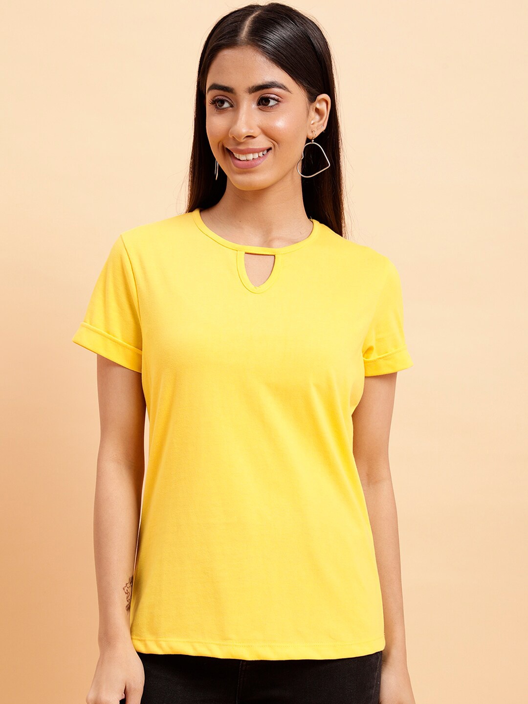

MINT STREET Round Neck Pure Cotton T-shirt, Yellow