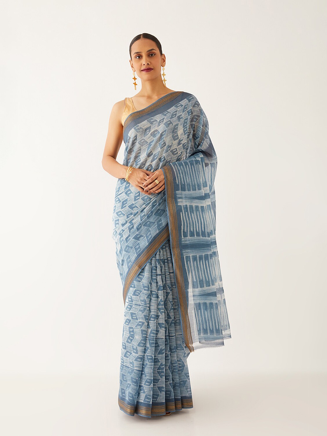 

Taneira White Ethnic Motifs Zari Silk Cotton Saree, Grey