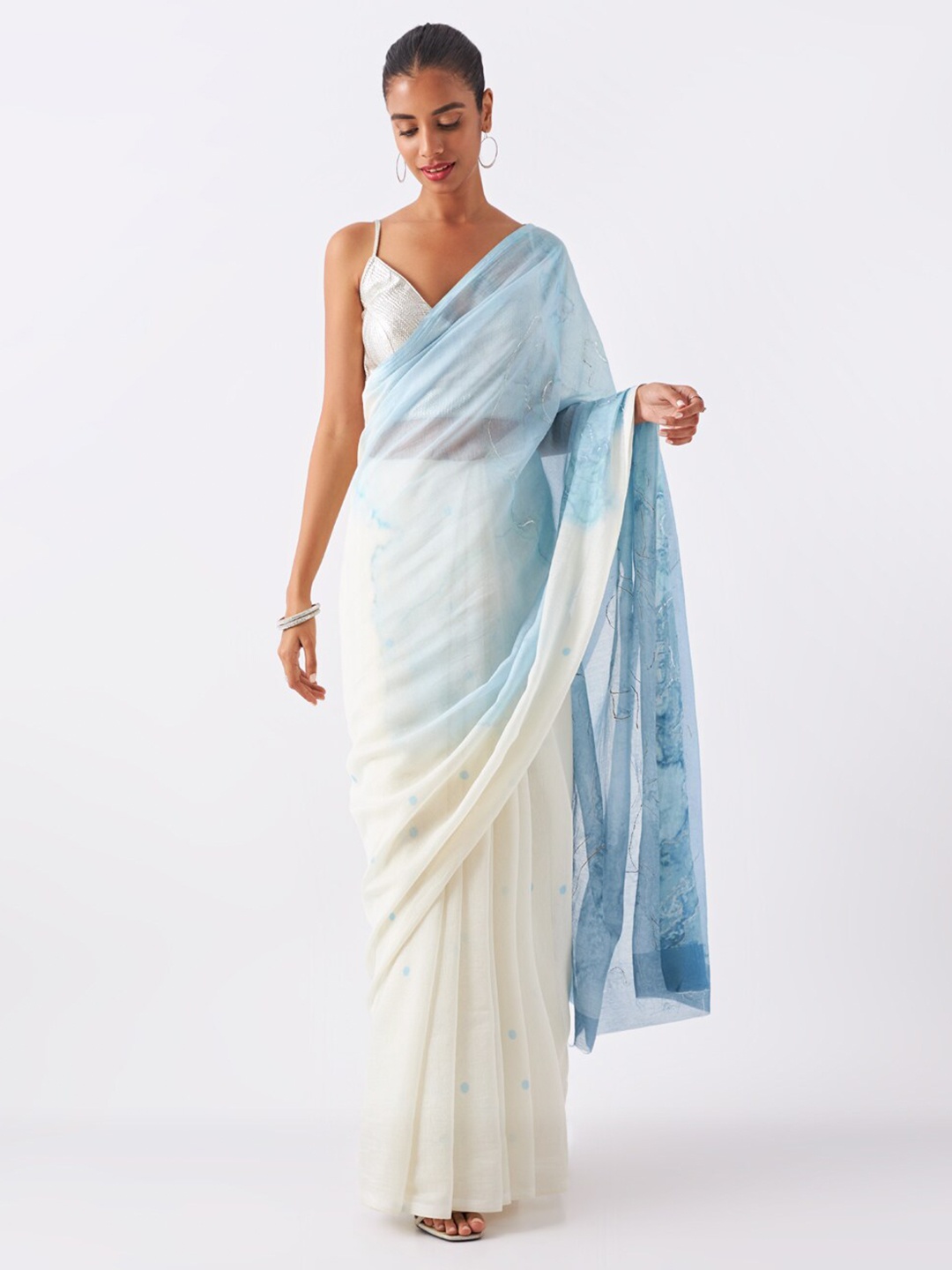 

Taneira Abstract Silk Cotton Saree With Blouse Piece, Blue