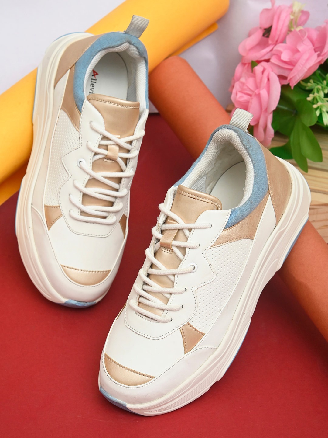 

Alleviater Women Colourblocked Sneakers, White