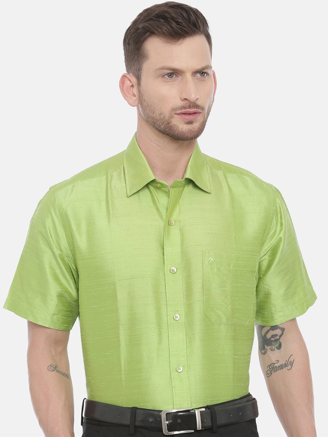 

Khoday Williams Short Sleeves Classic Opaque Silk Casual Shirt, Green