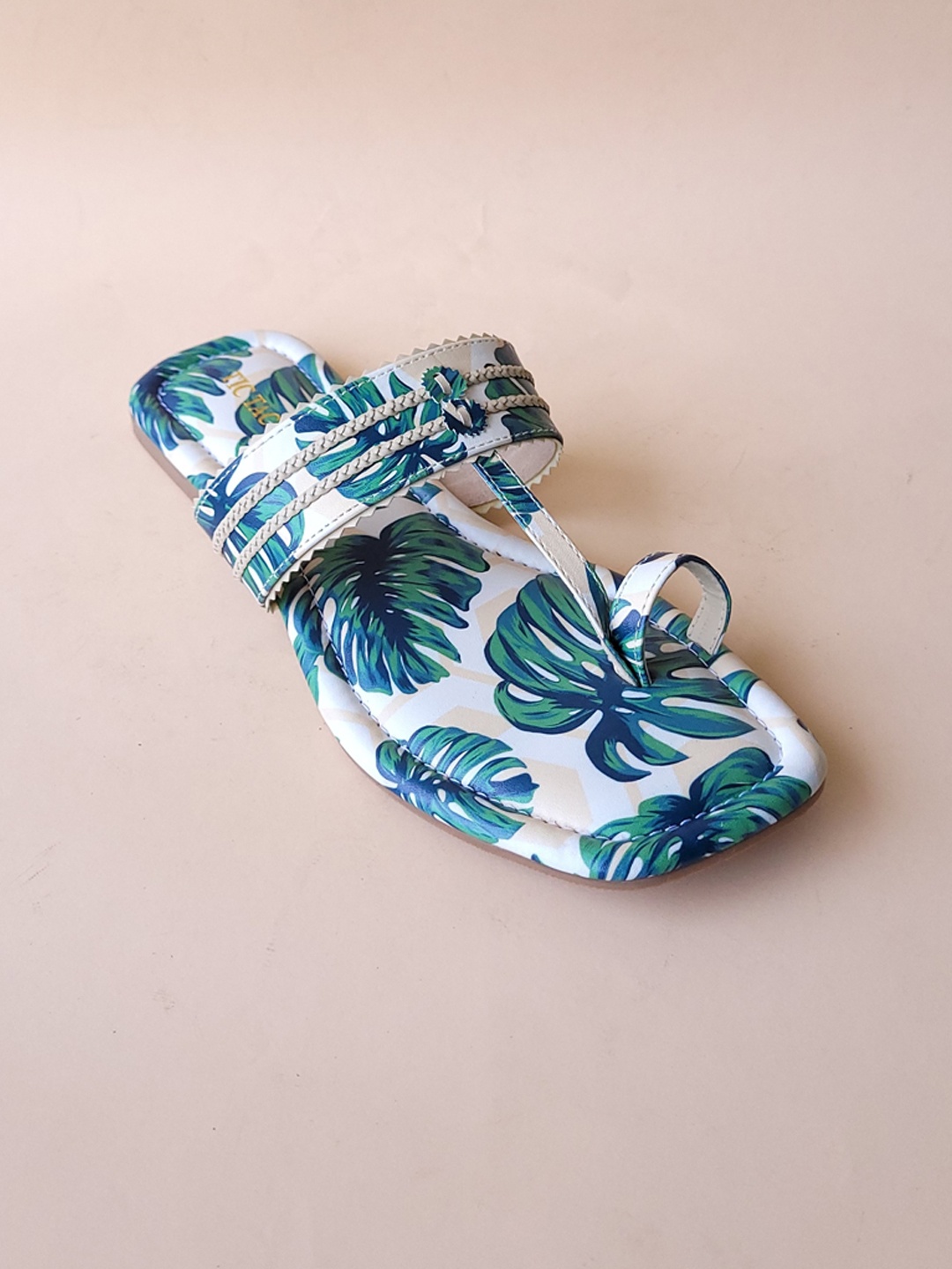 

TIC TAC TOE Printed Leather Open One Toe Flats, White