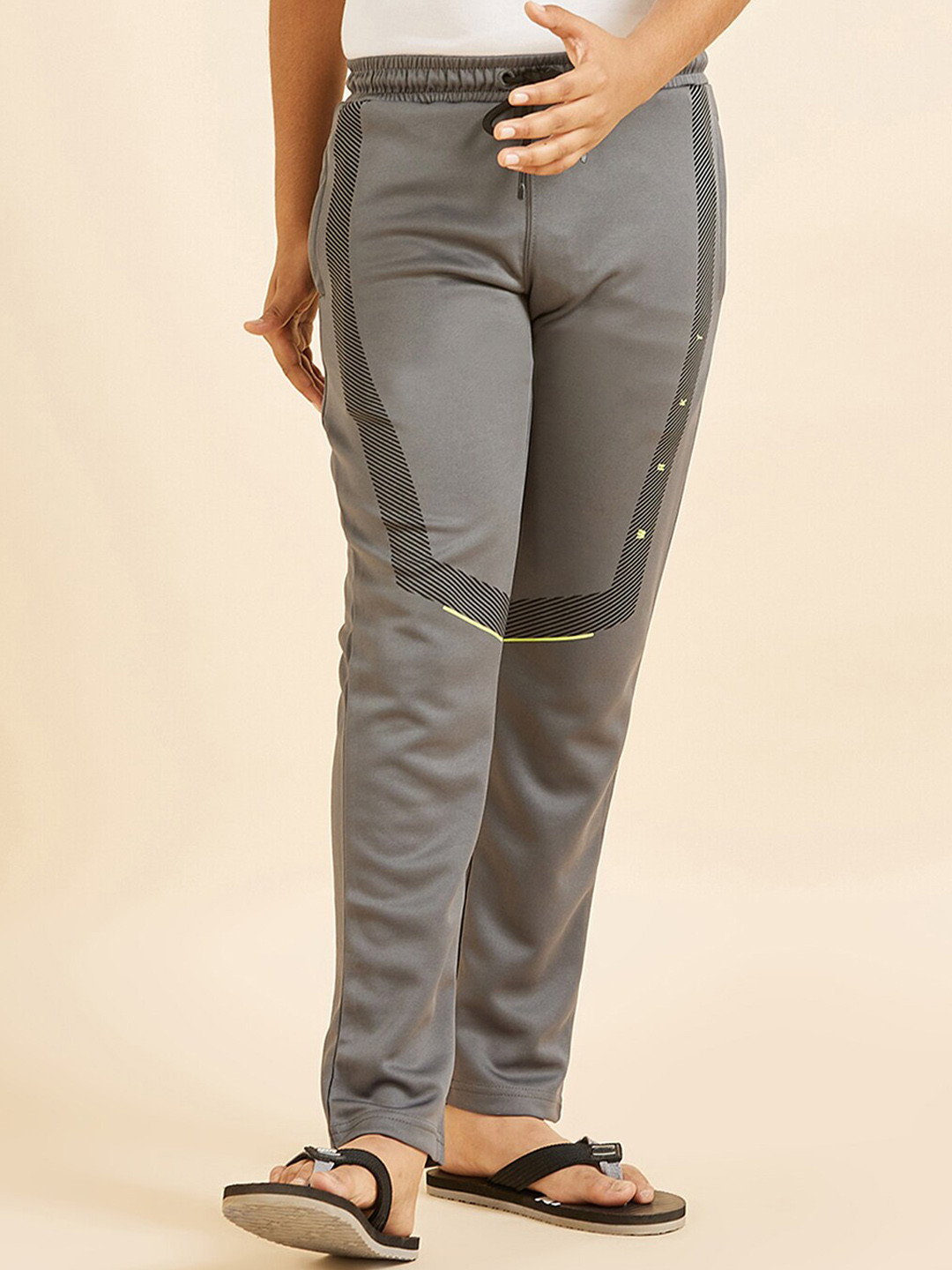 

Sweet Dreams Boys Grey Mid-Rise Relaxed-Fit Lounge Pants