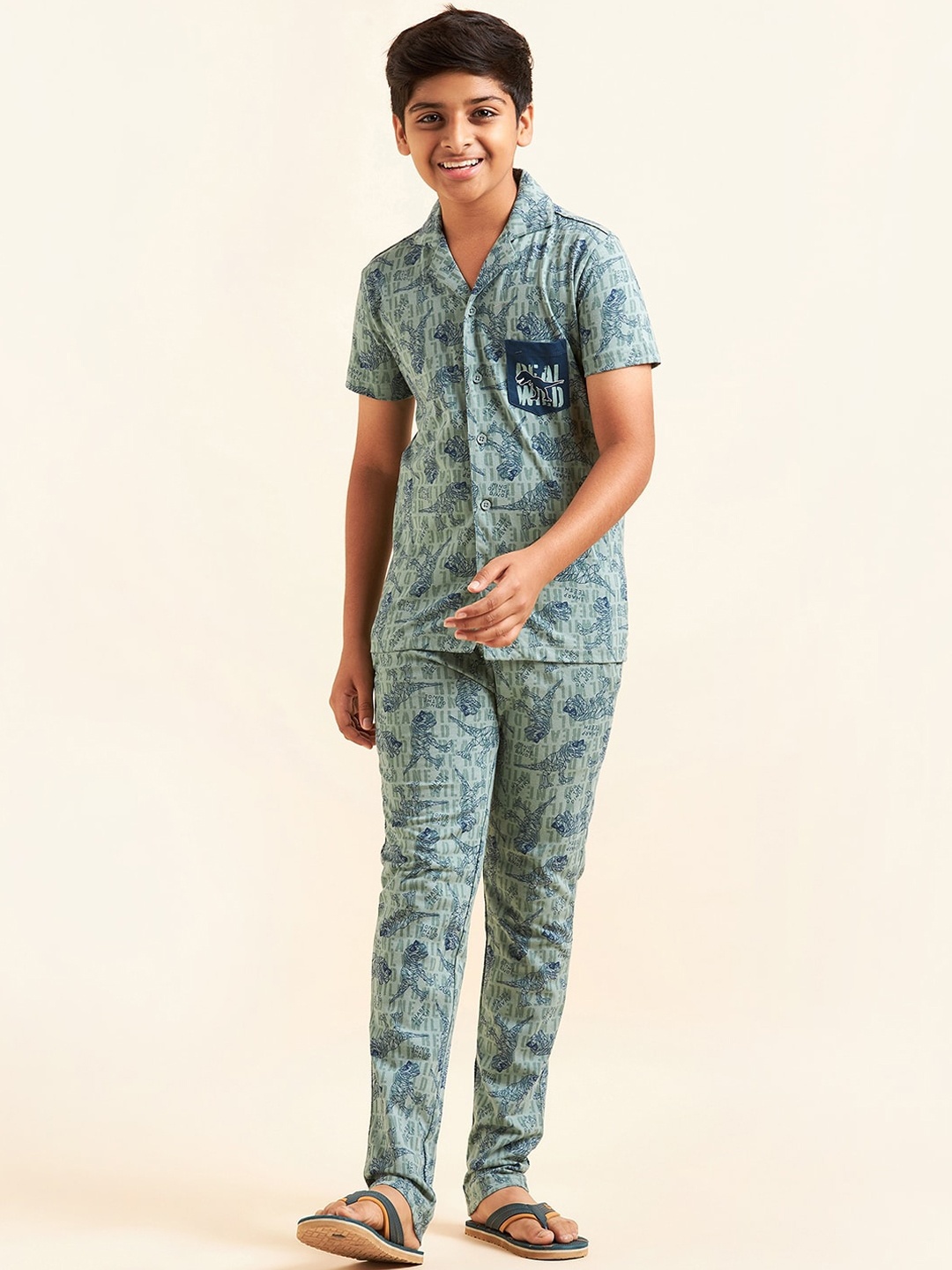

Sweet Dreams Boys Green & Navy Blue Printed Pure Cotton Night suit