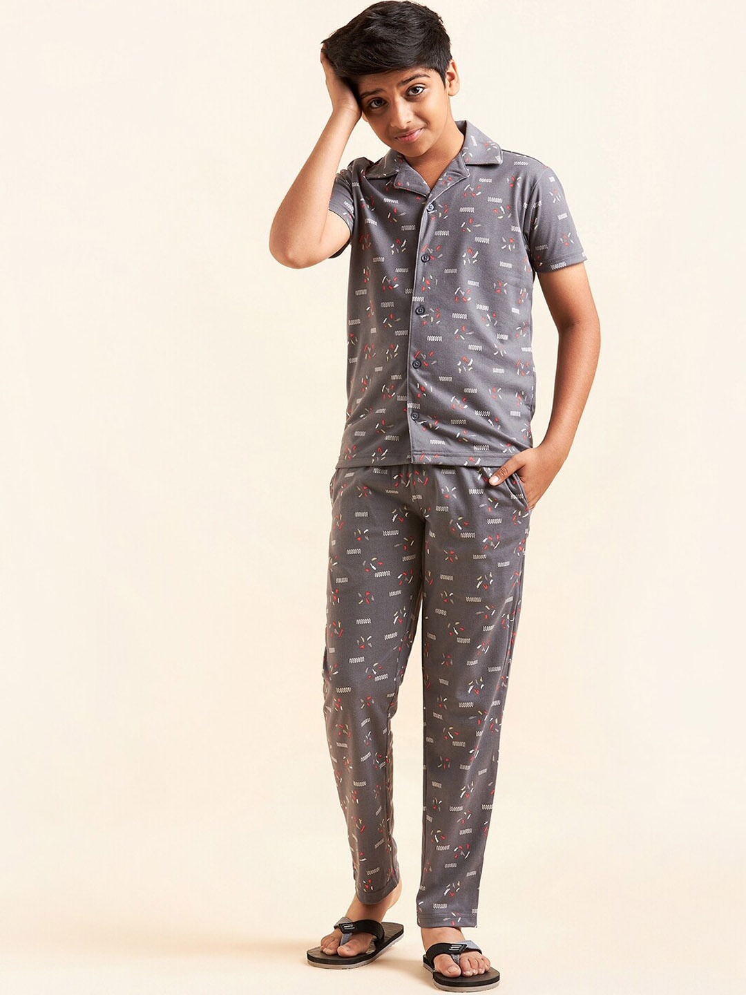

Sweet Dreams Boys Grey & White Typography Printed Night Suit