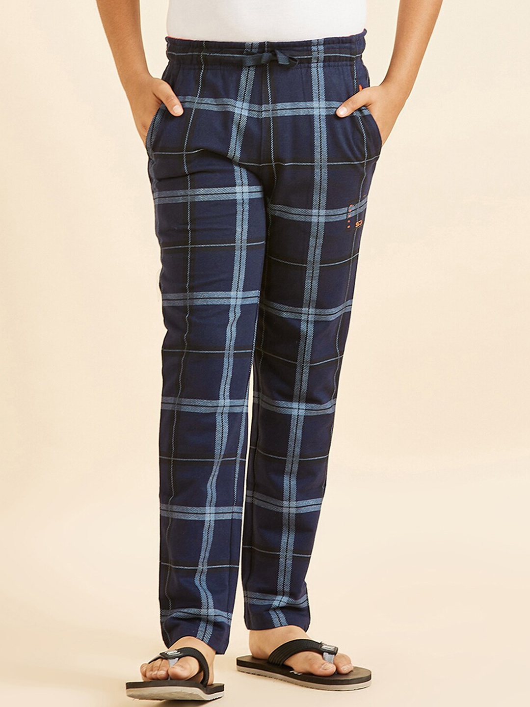 

Sweet Dreams Boys Navy Blue Checked Mid-Rise Relaxed-Fit Pure Cotton Lounge Pants