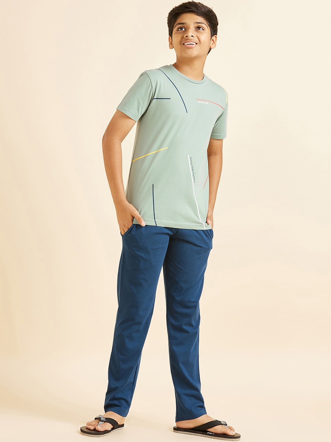 

Sweet Dreams Boys Green & Blue Round Neck Night Suit