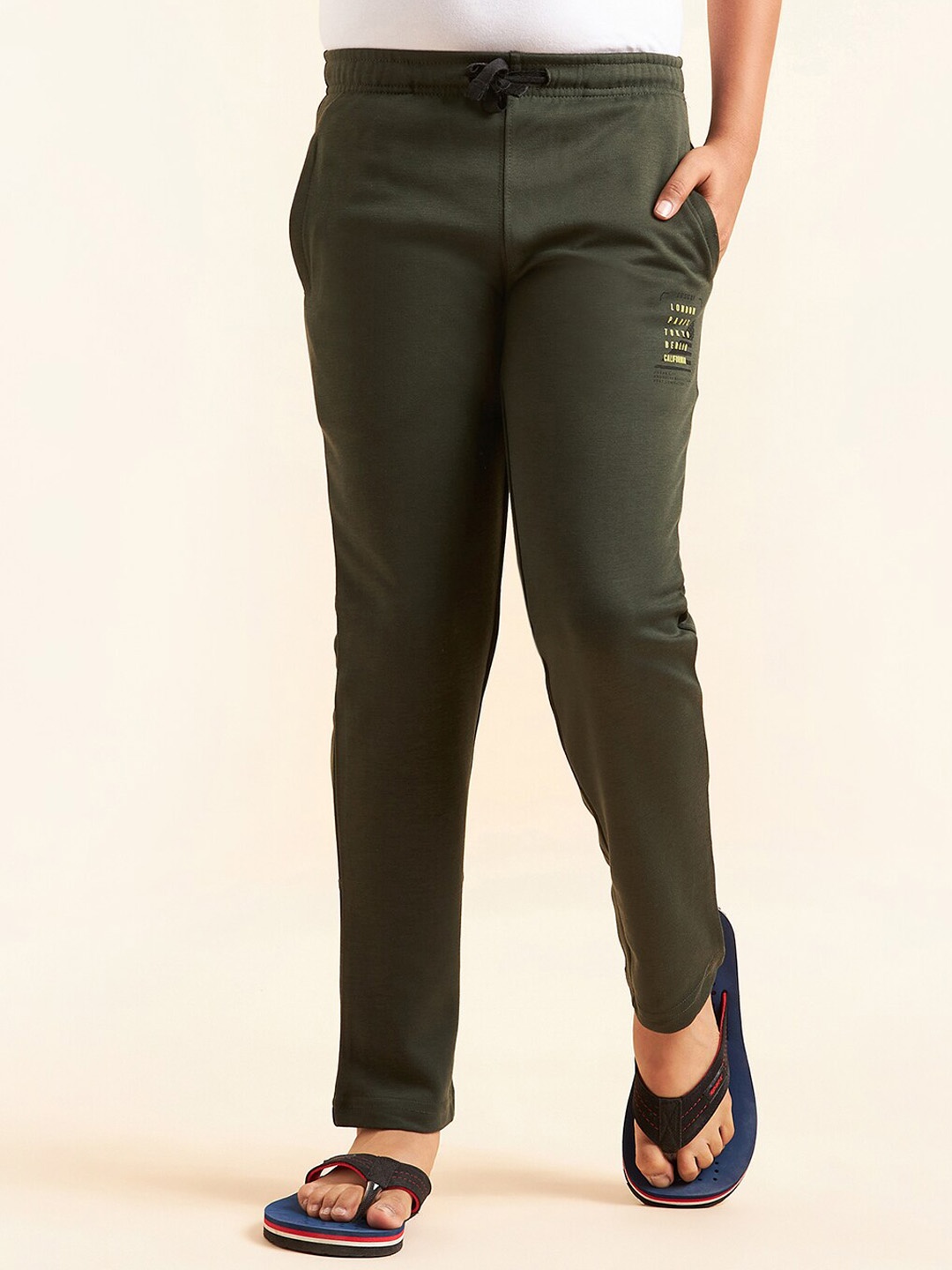 

Sweet Dreams Boys Olive Green Mid-Rise Straight Lounge Pants