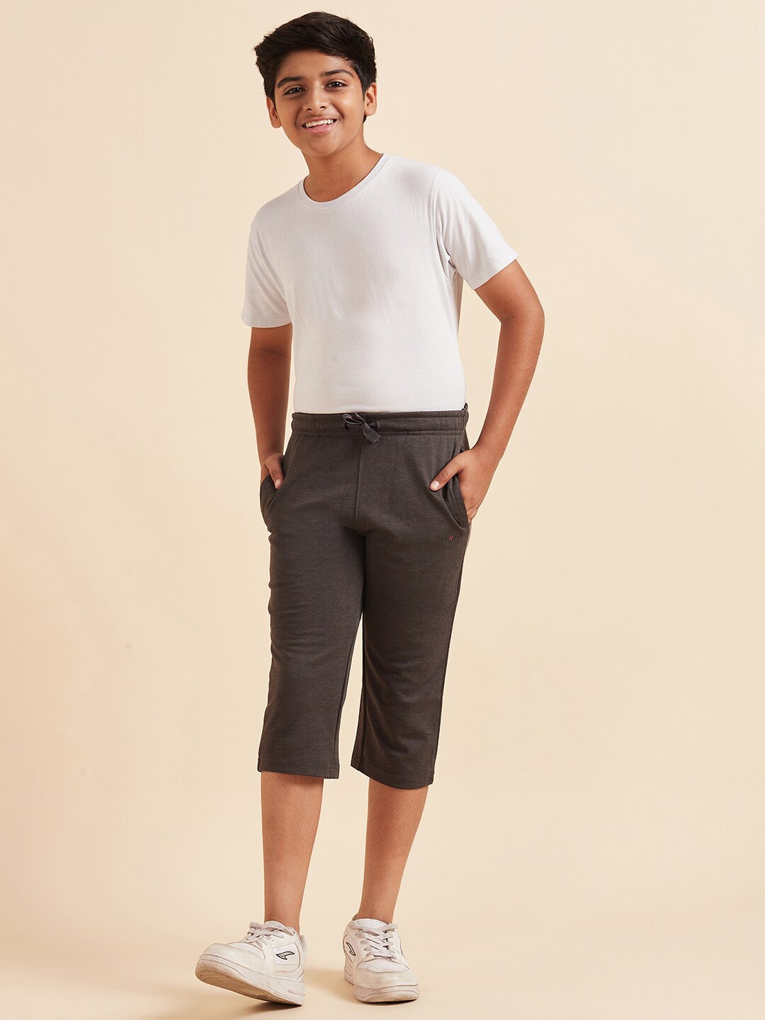 

Sweet Dreams Boys Solid Lounge Capris, Charcoal