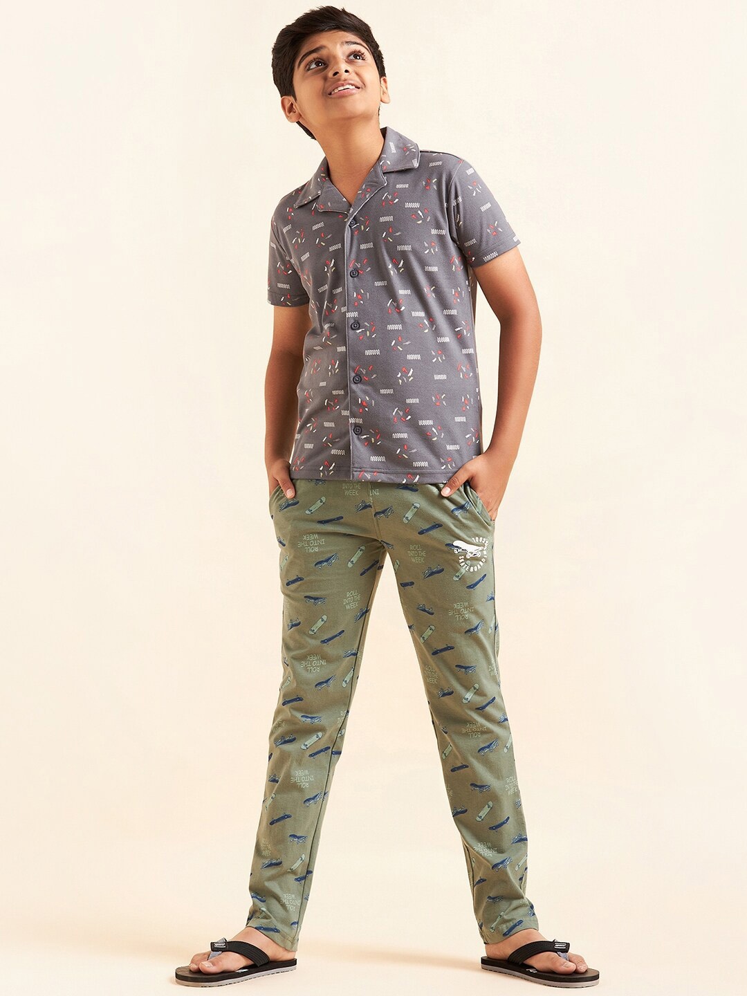 

Sweet Dreams Boys Green Printed Straight Pure Cotton Lounge Pants