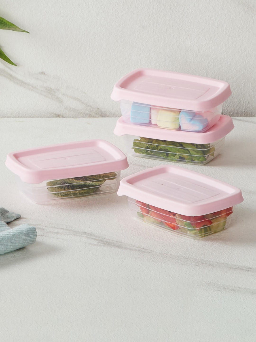 

Home Centre Fiesta Valiant 4 Pieces Pink Food Containers 150 ml