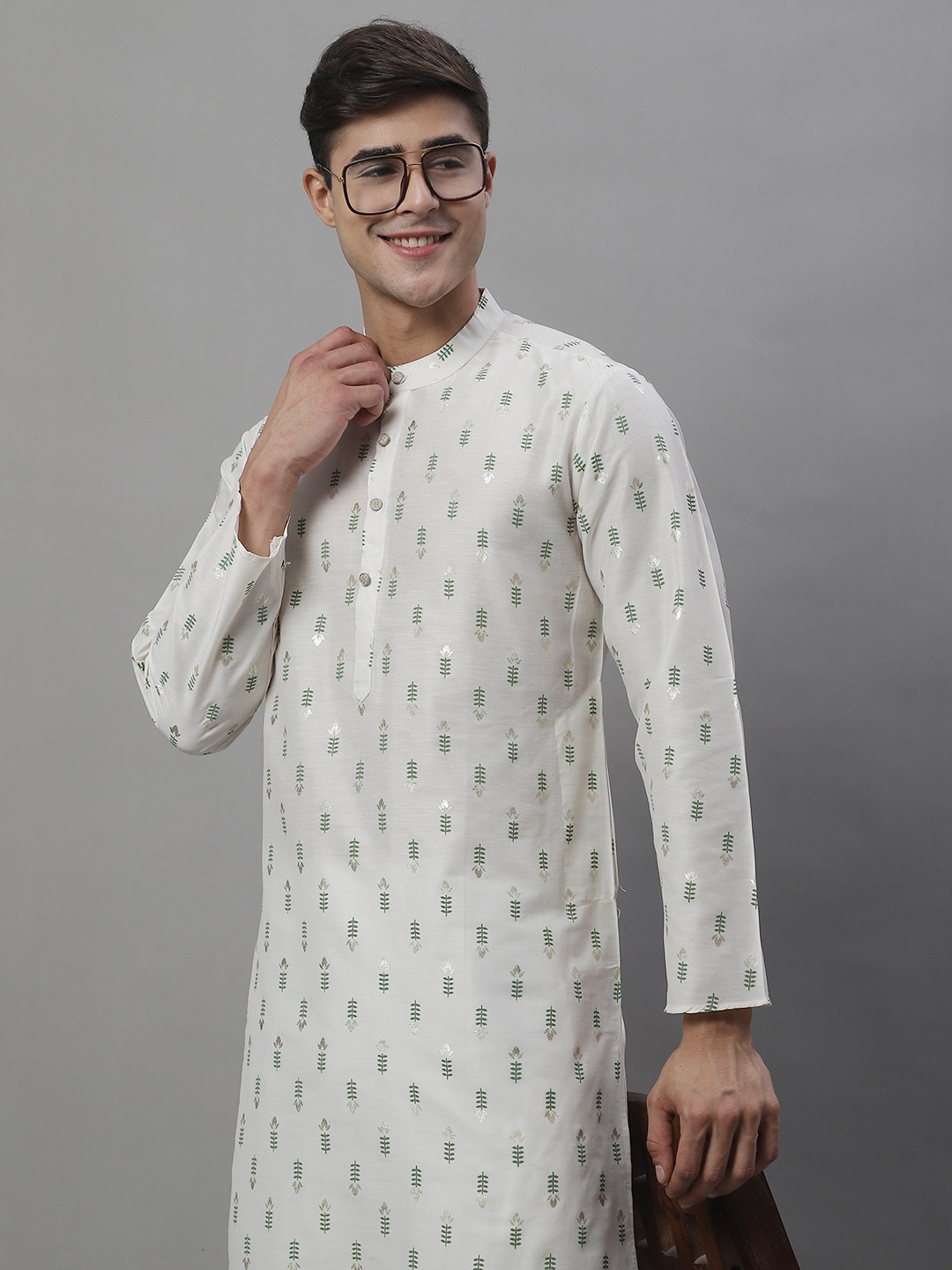 

Anouk White & Green Floral Printed Cotton Silk Kurta